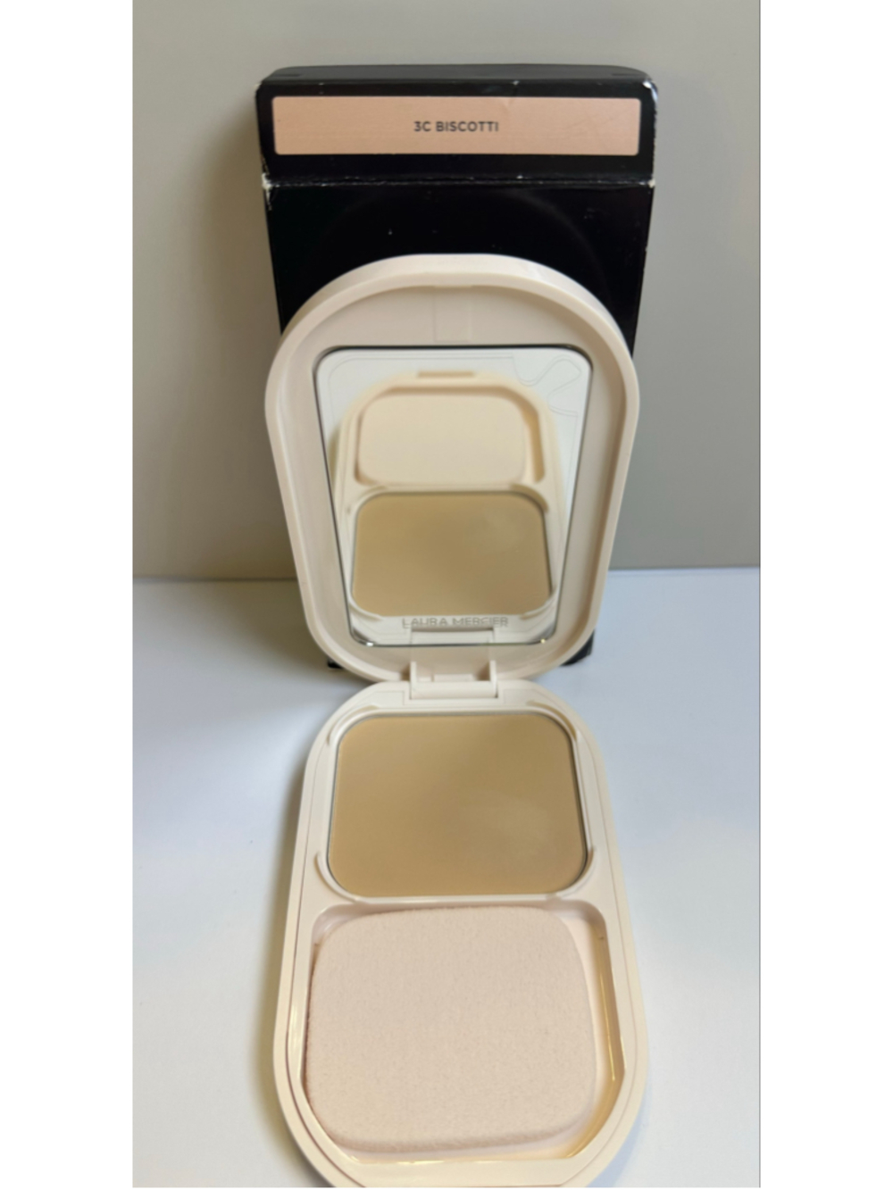 Laura Mercier Real Flawless Feather Matte Pressed Powder Foundation ~ 3C | NEW